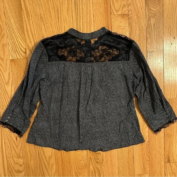 Free People 3/4 Sleeve Blouse Gray Leopard Print Lace Button Front Boho Sz 6 Med - Picture 5 of 8